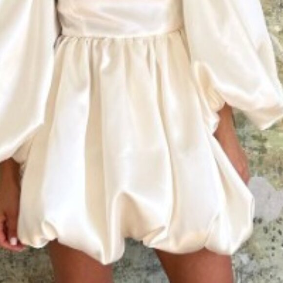 PLUS SIZE PUFF BOTTTOM WEDDING/PARTY DRESS **EXAMPLE SHOWN** - Picture 1 of 7